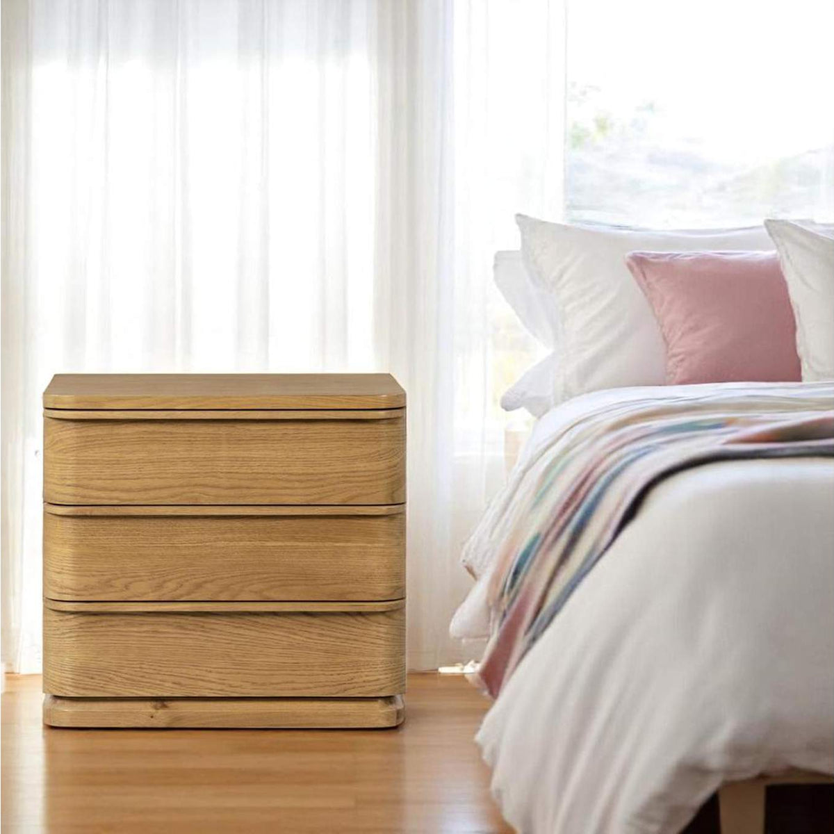 BD04853 Zoey Nightstand