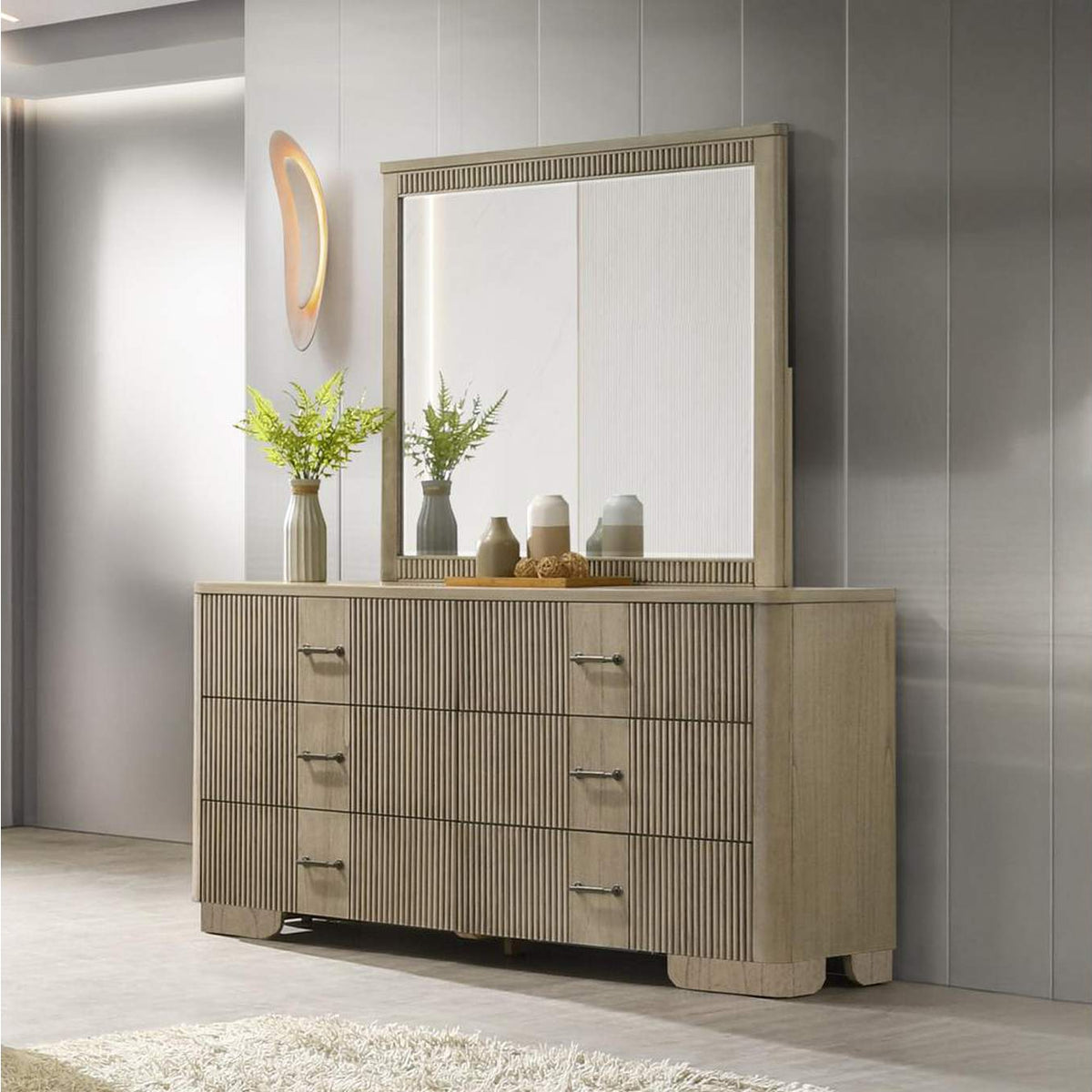 BD04874 Lakkari Mirror
