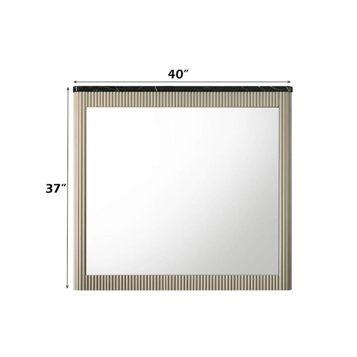 BD04884 Travonte Mirror