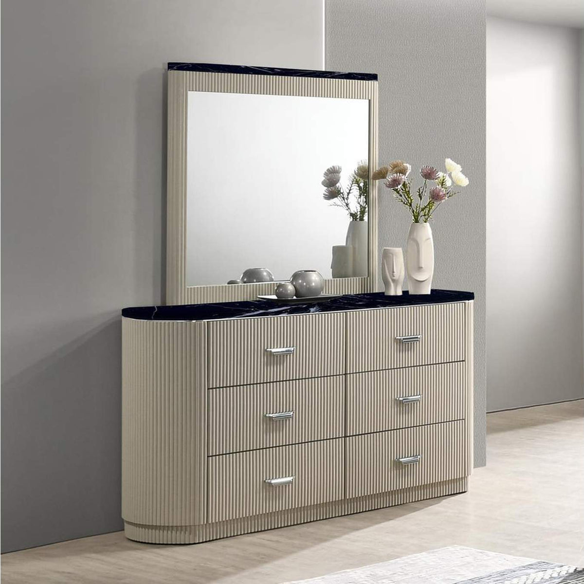 BD04885 Travonte Dresser