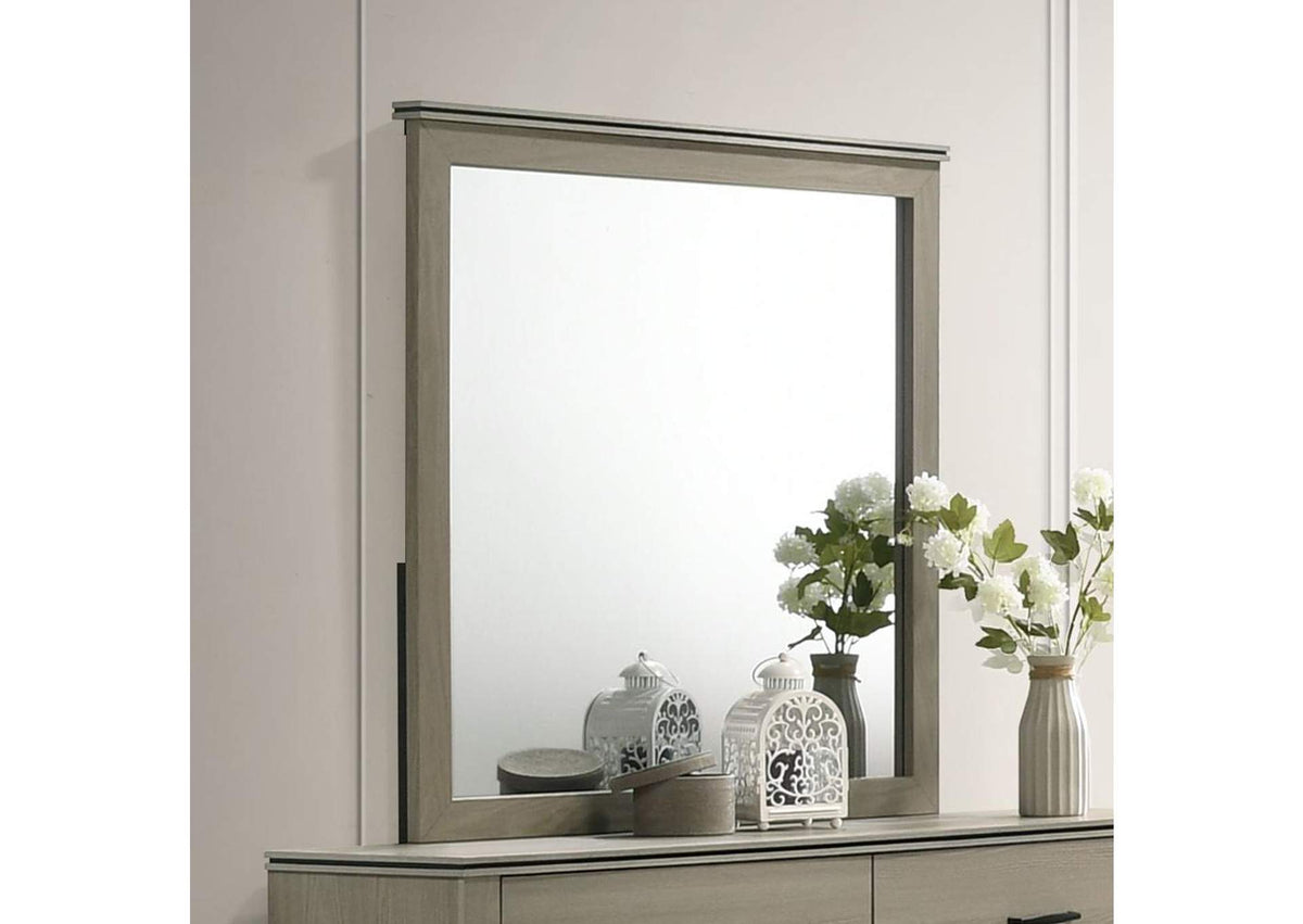BD05144 Joanna Mirror
