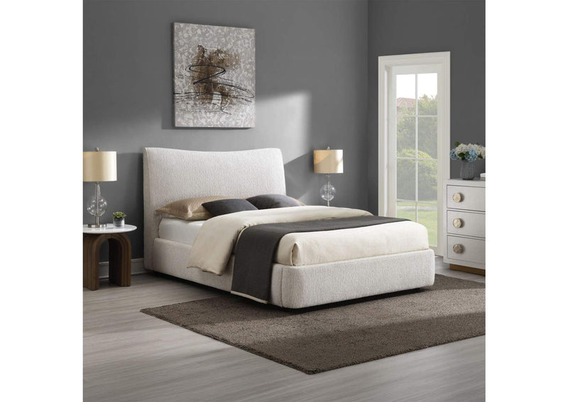 BD05461EK Renee Eastern King Bed