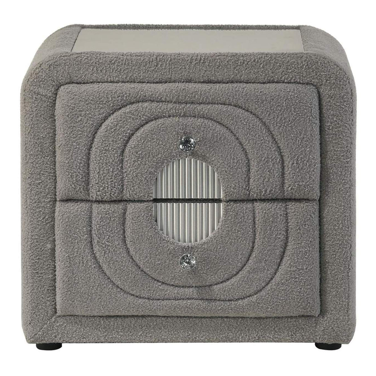 BD05653 Shelyn Nightstand