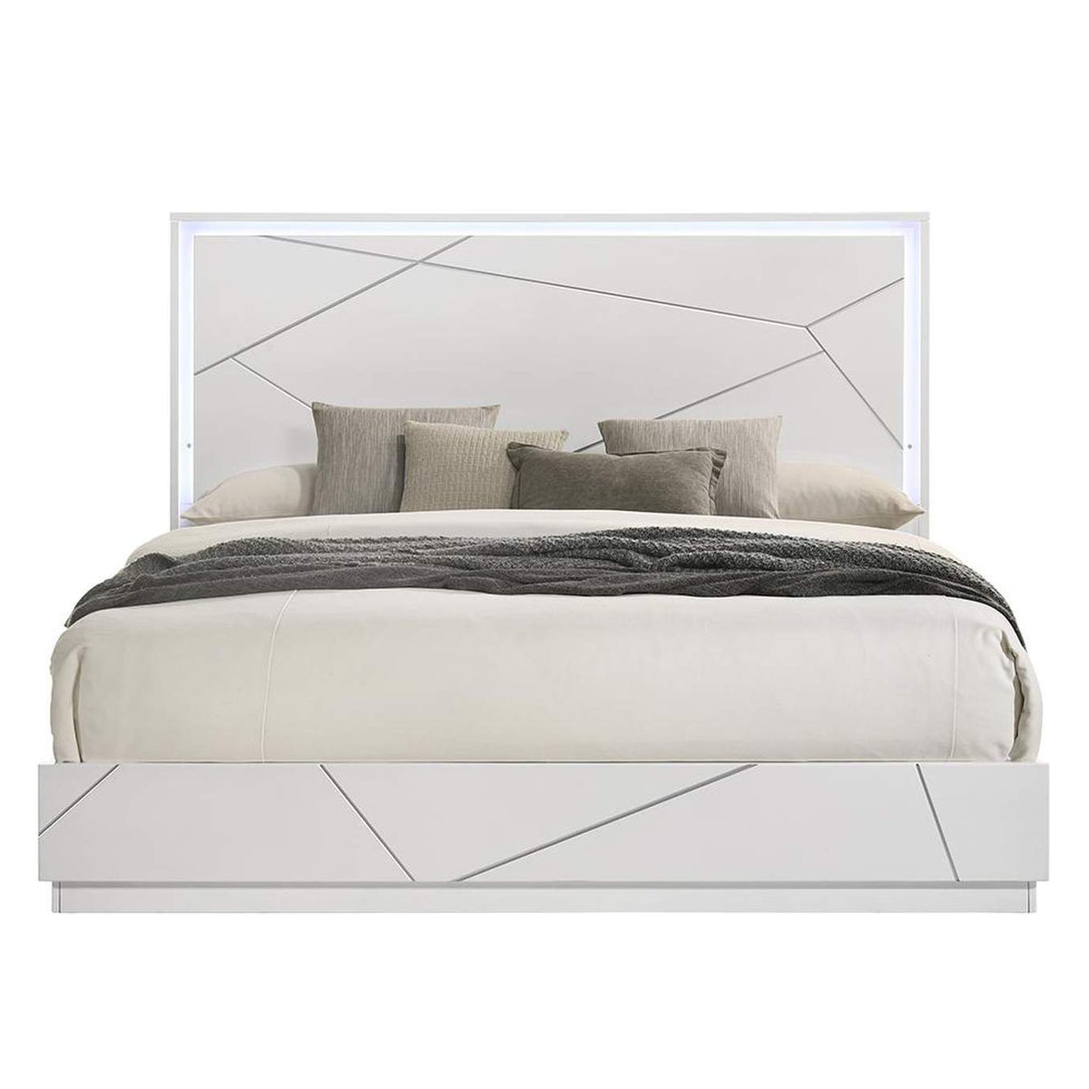BD05882Q Esther Queen Bed with Led