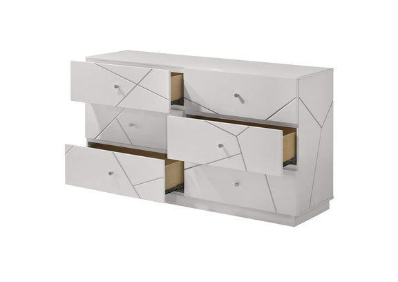 BD05885 Esther Dresser