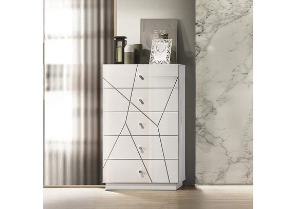 BD05886 Esther Chest