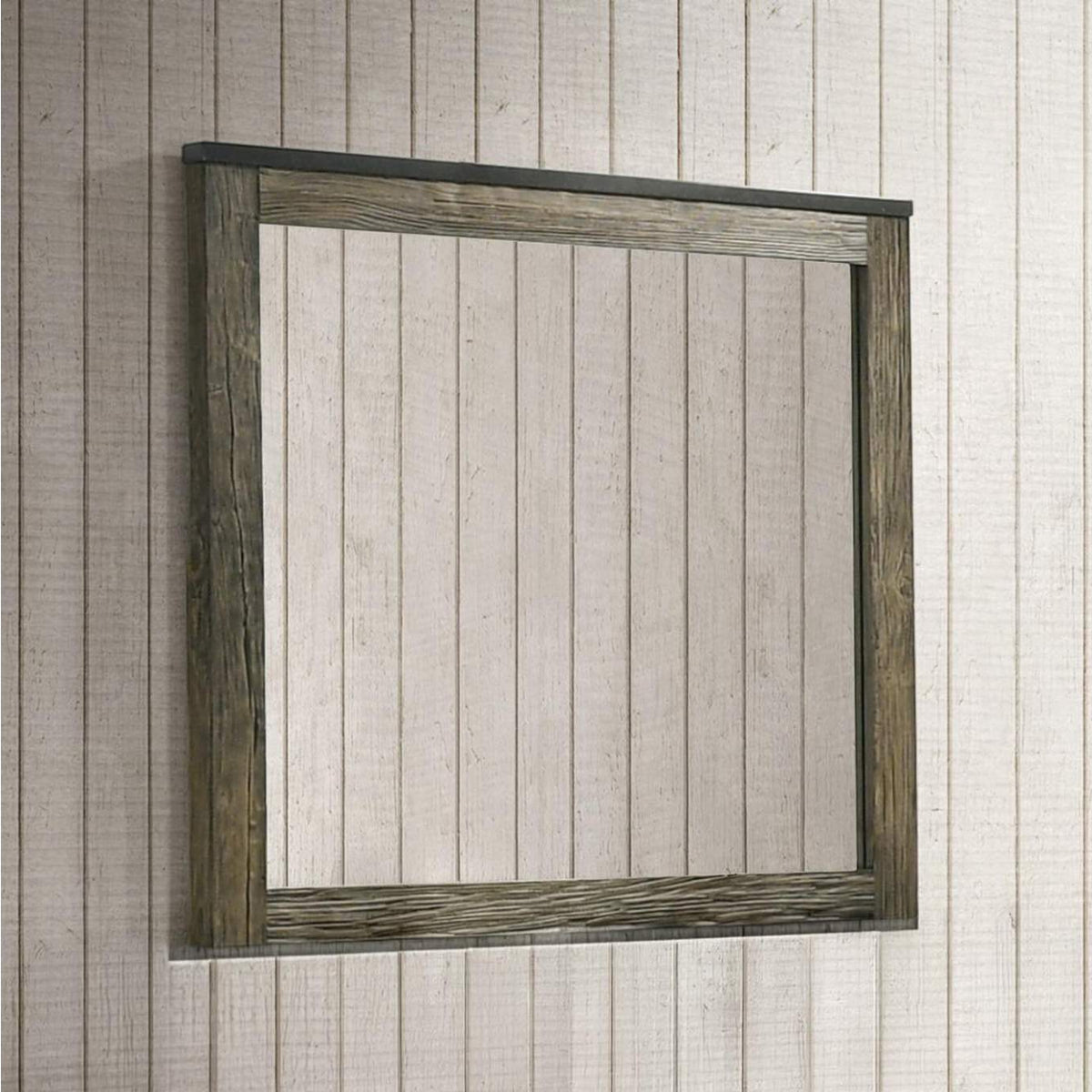 BD06004 Lance Mirror