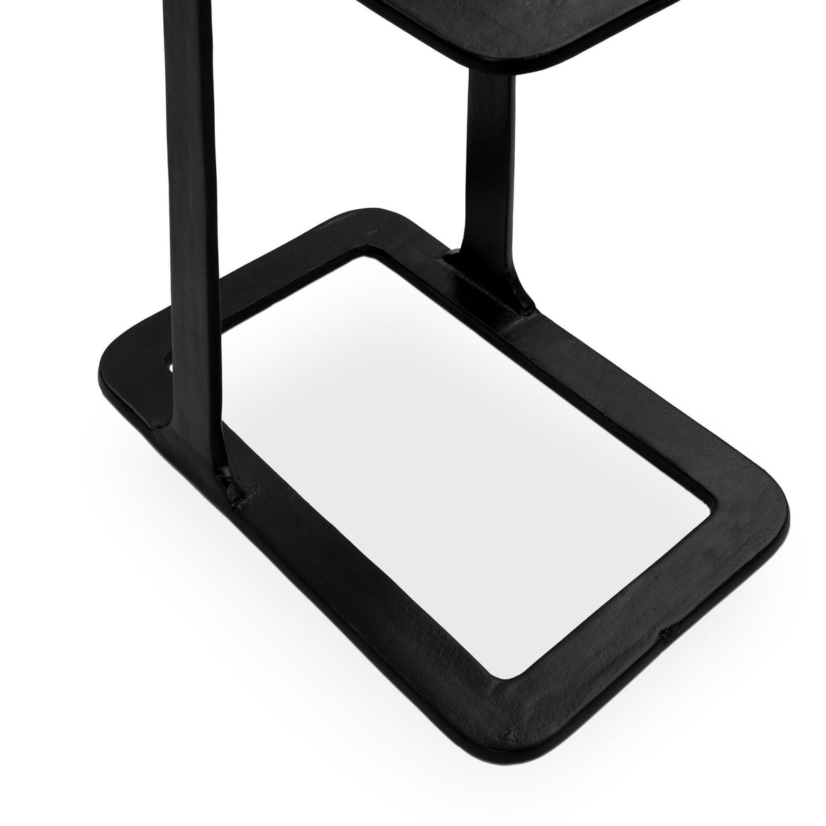 Geanna - Accent Table