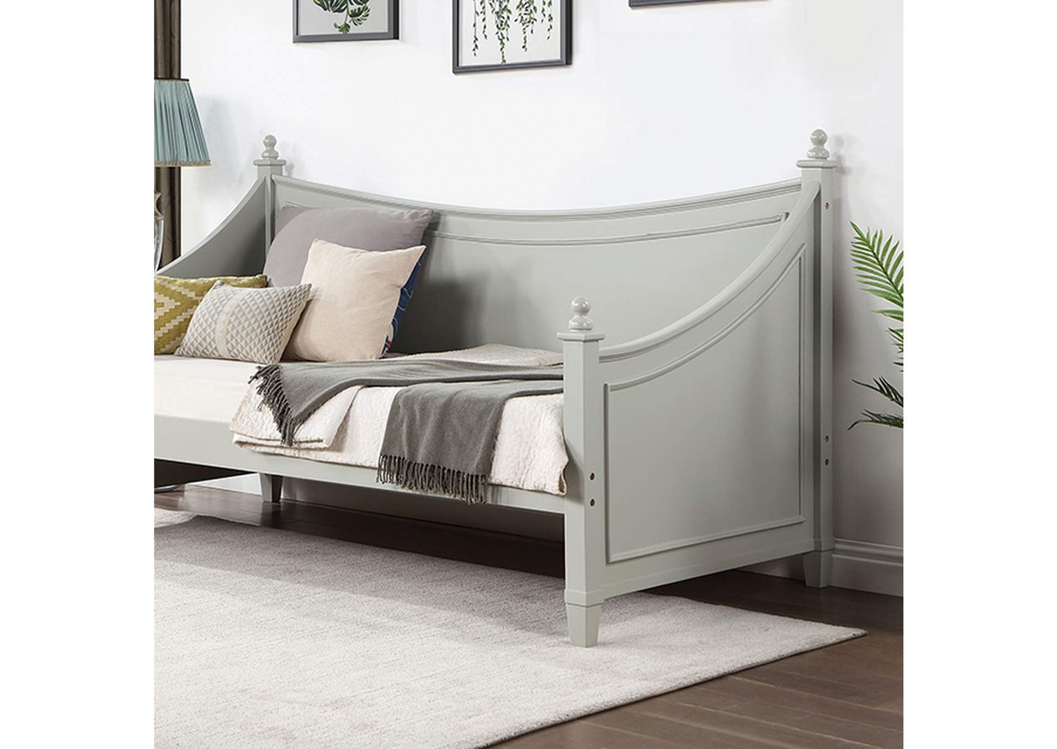Lycoris Daybed