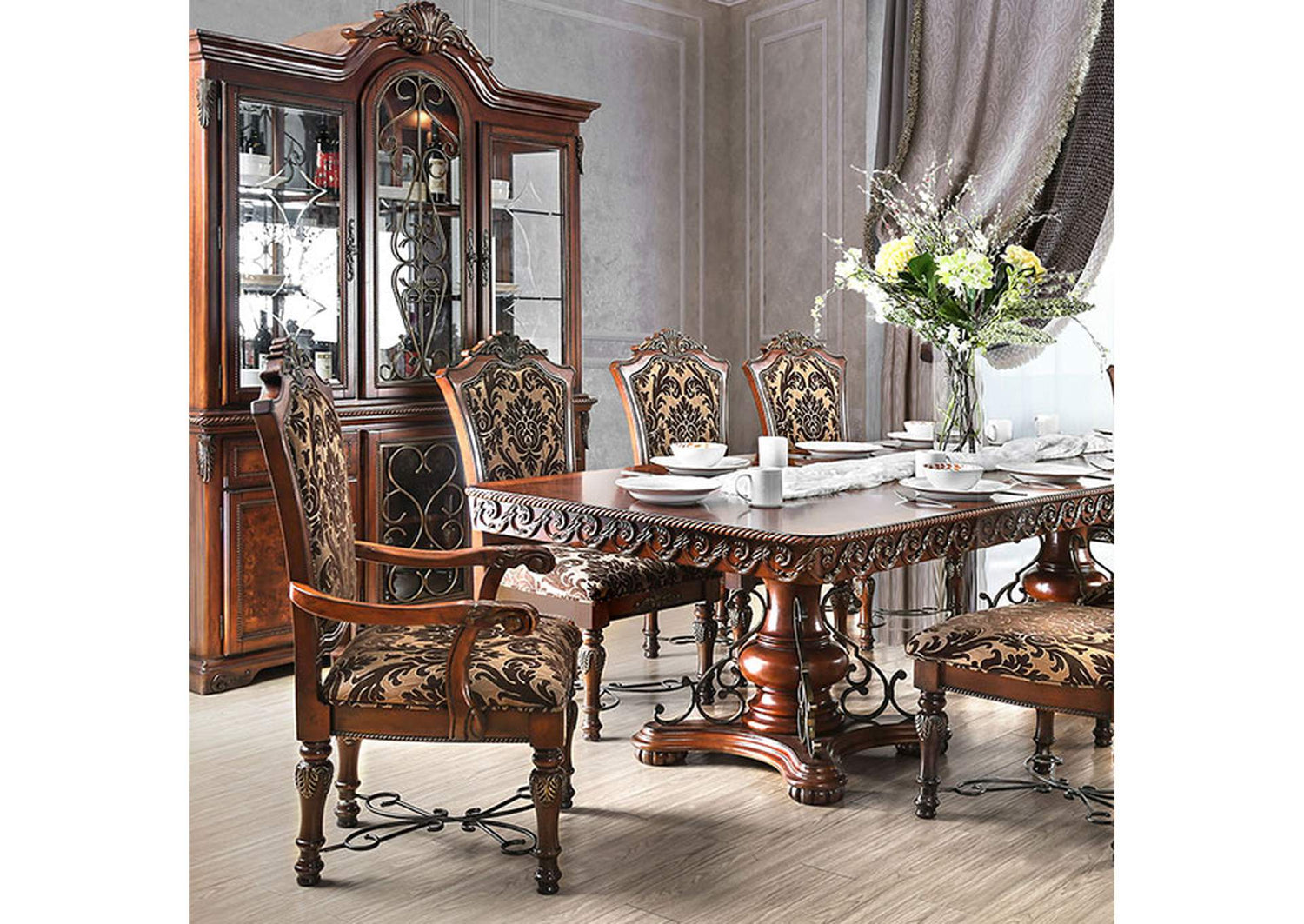 Lucie Dining Table