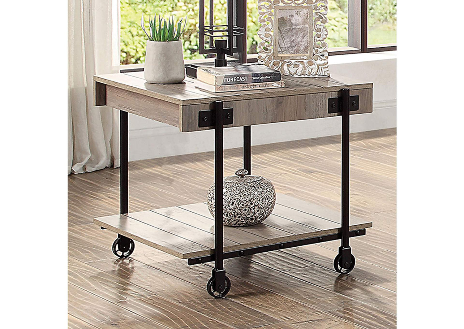 Lobb End Table