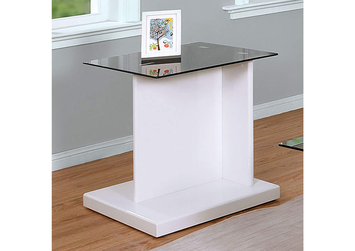 Mannedorf End Table