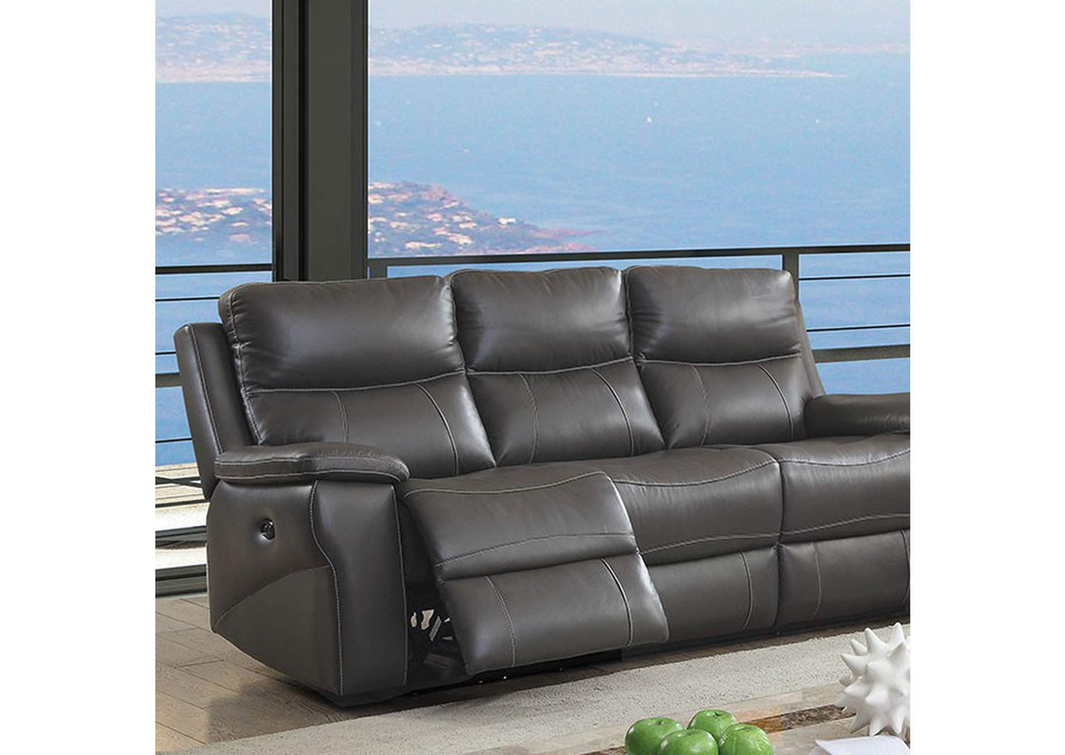 Lila Sofa