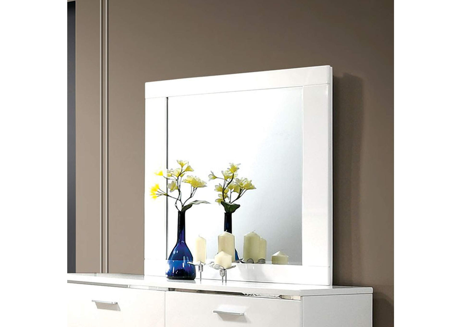 Carlie Mirror