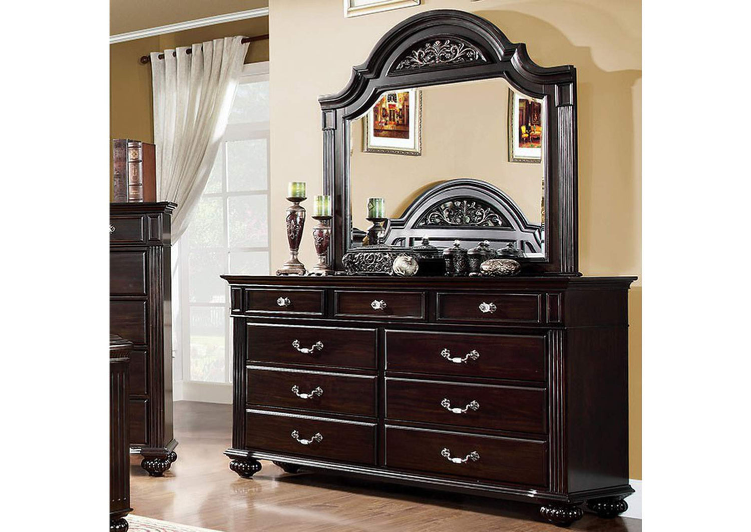 Syracuse Dresser