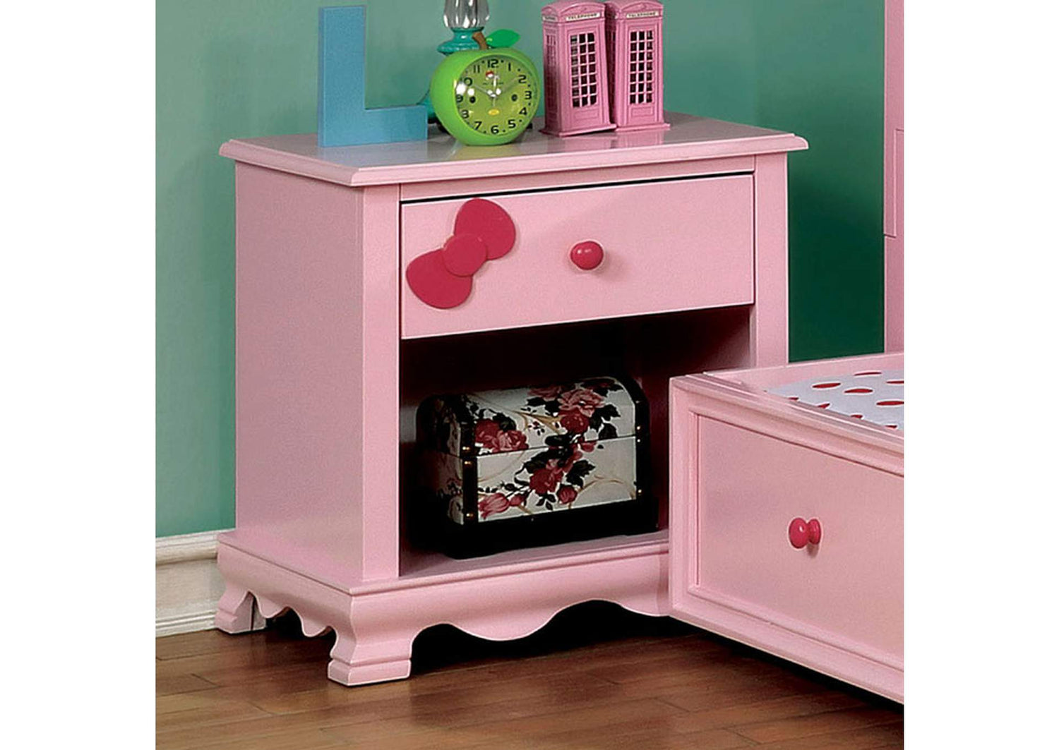 Dani Night Stand