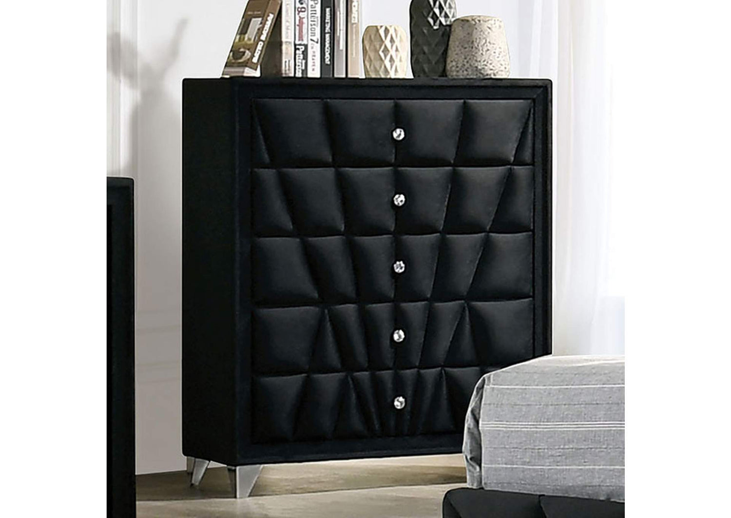 Carissa Chest