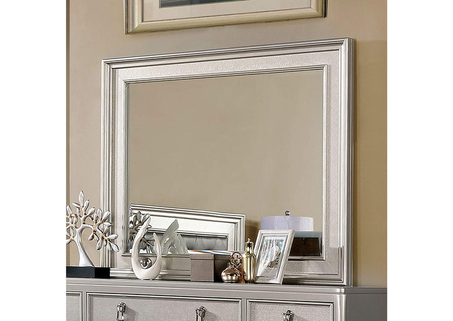 Avior Mirror