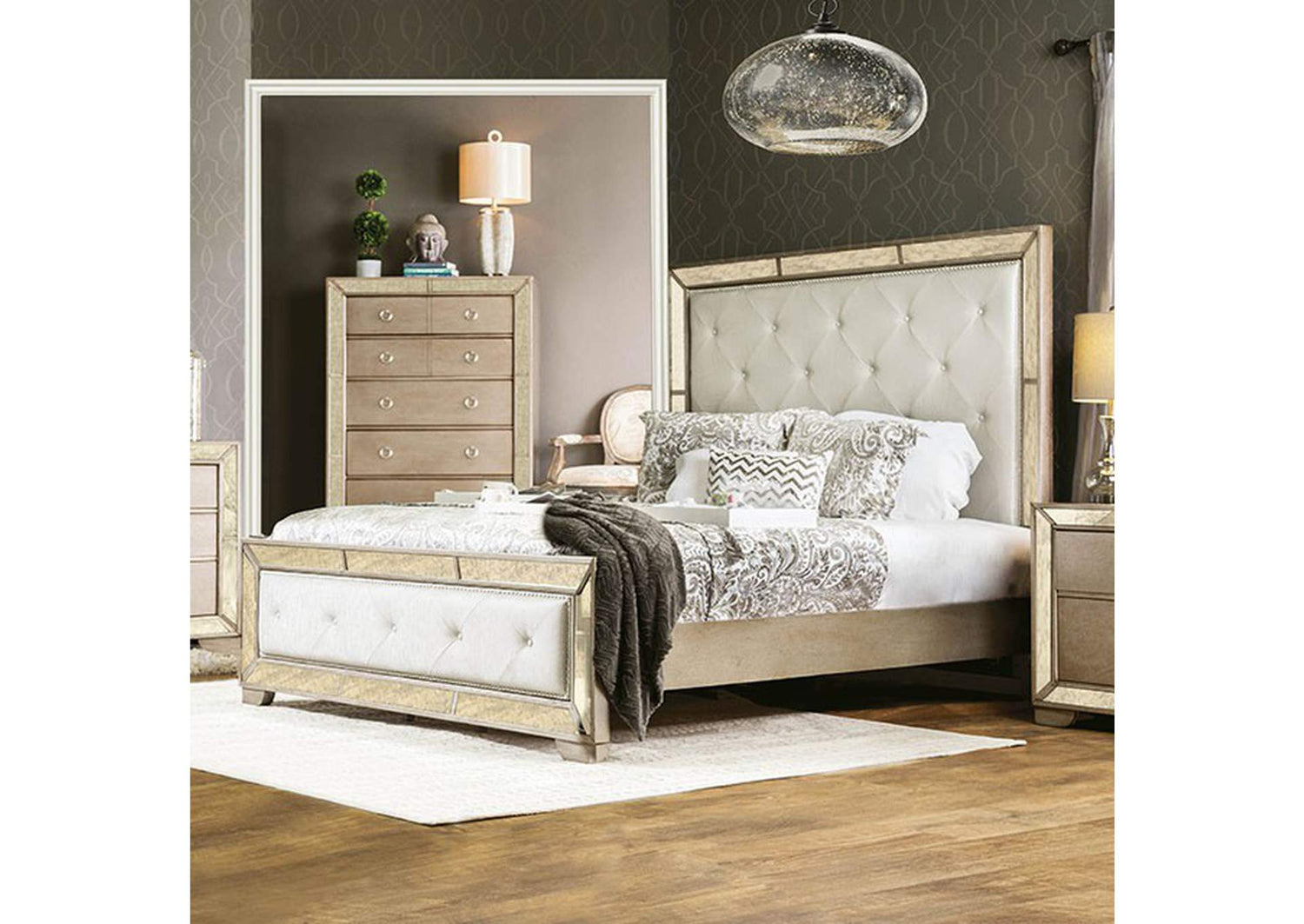 Loraine Bed