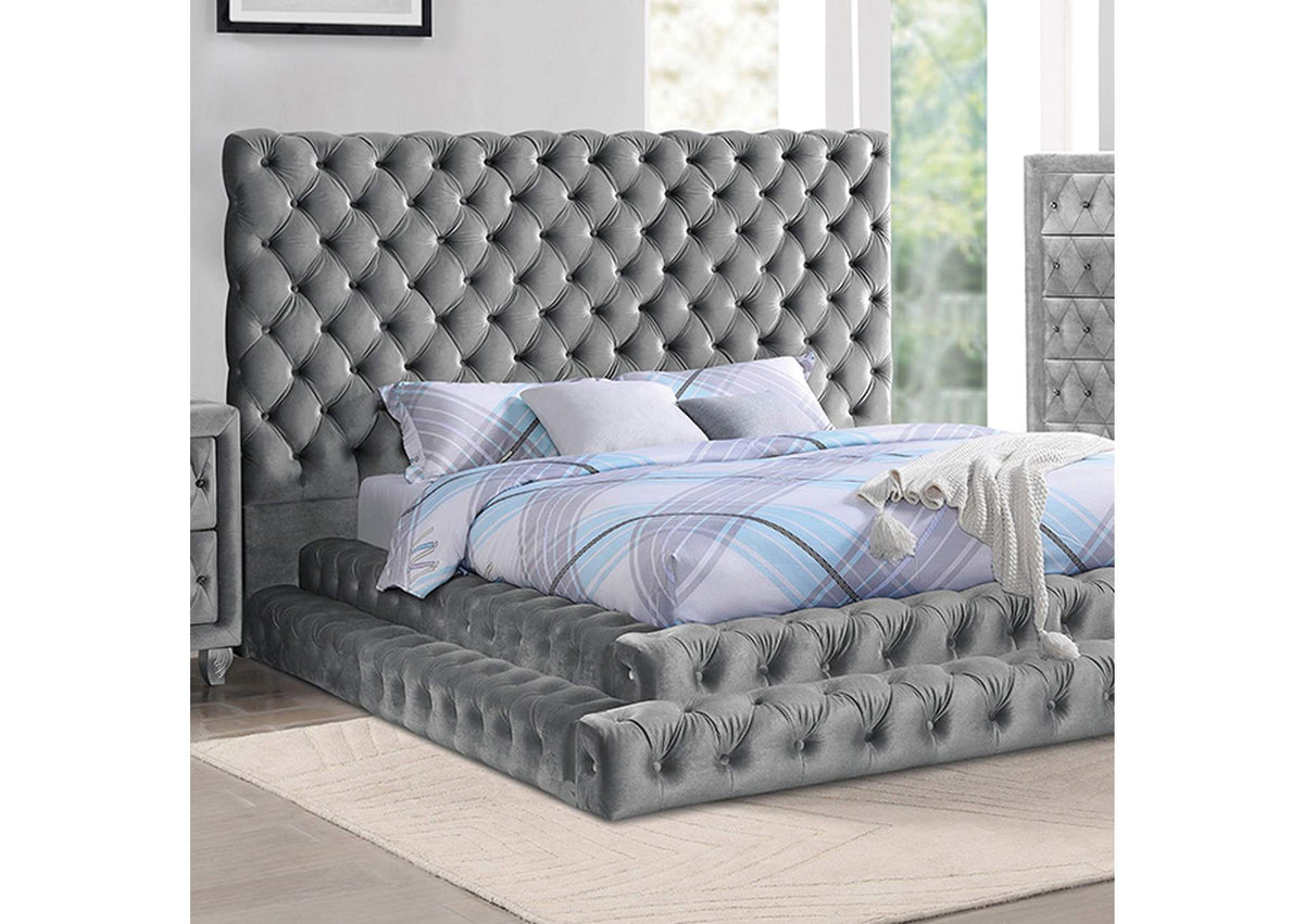 Stefania Bed