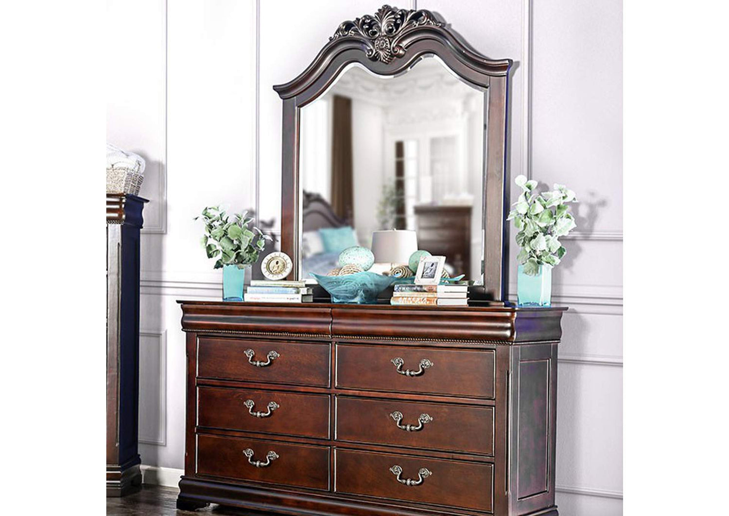 Mandura Dresser