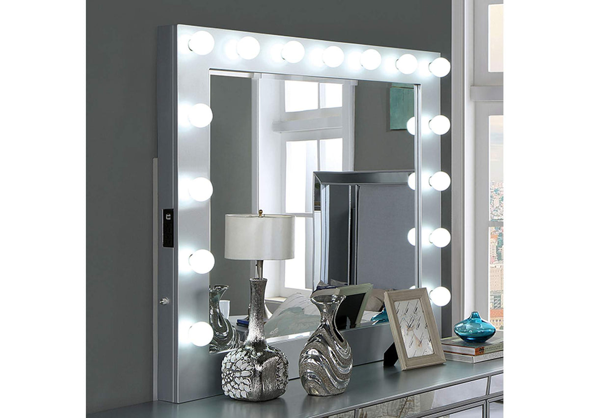 Belladonna Mirror