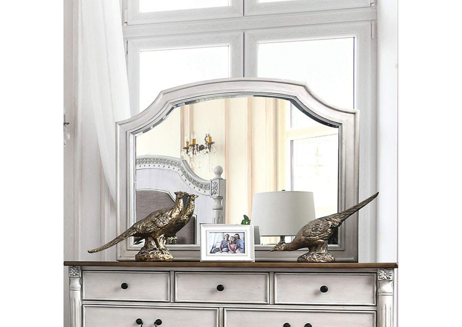 Hesperia Mirror