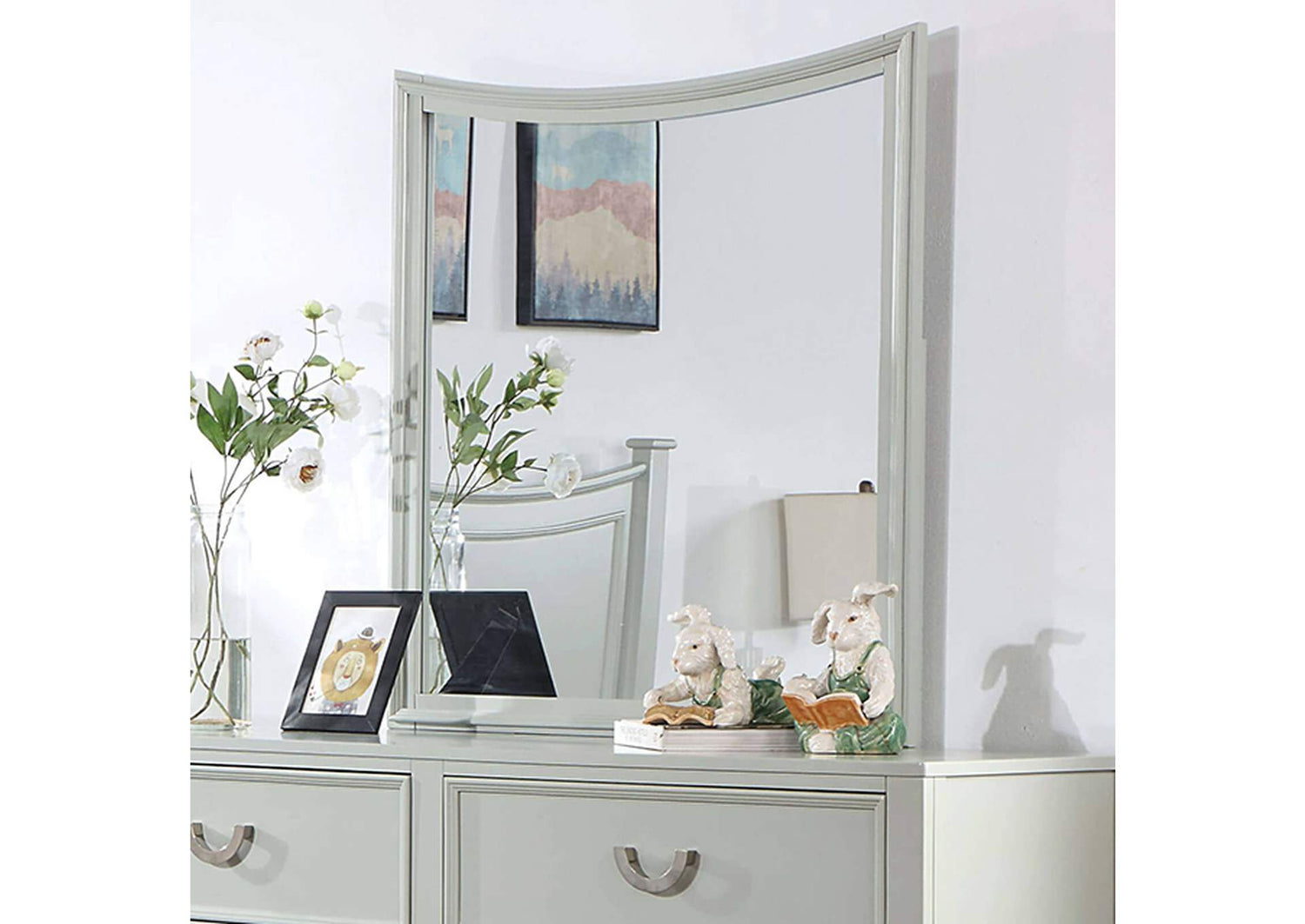 Lycorida Mirror