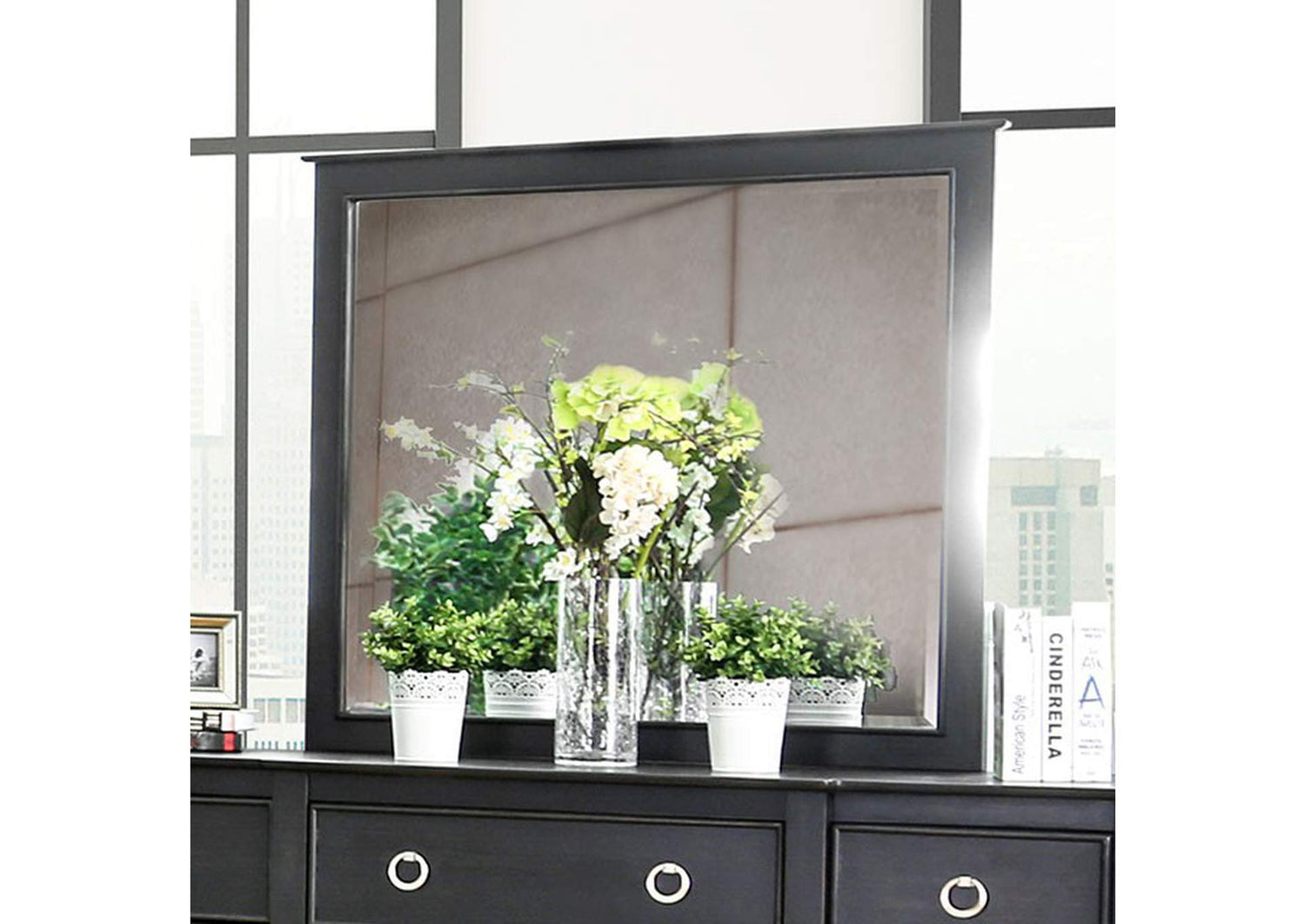 Arabelle Mirror