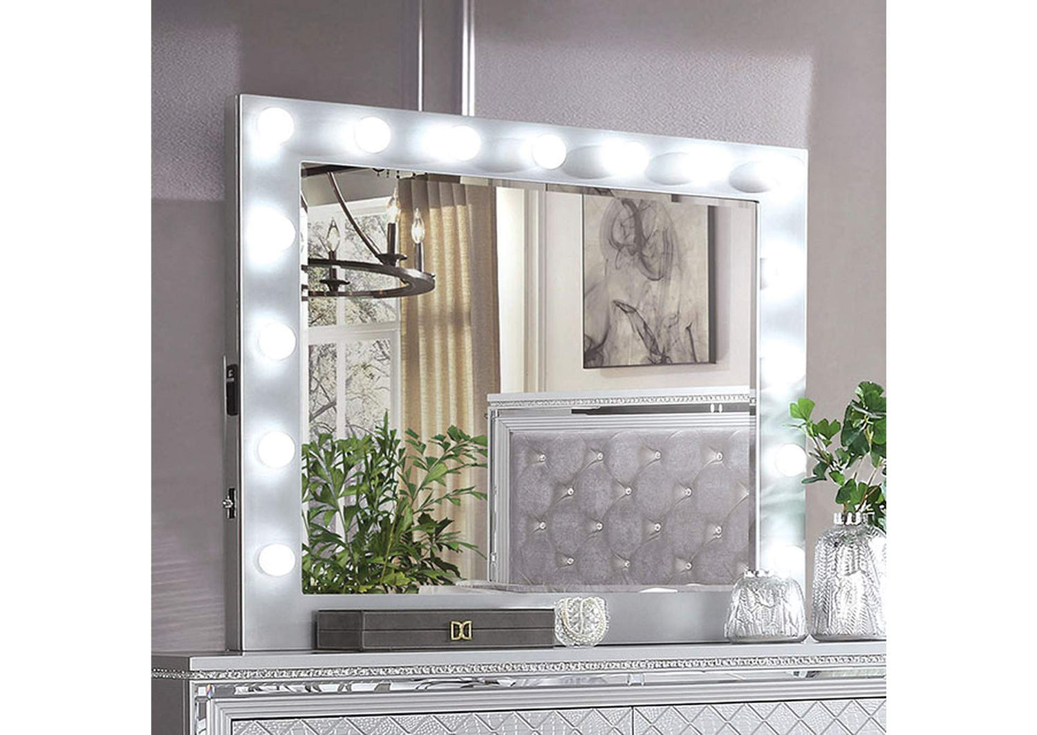 Belleterre Mirror