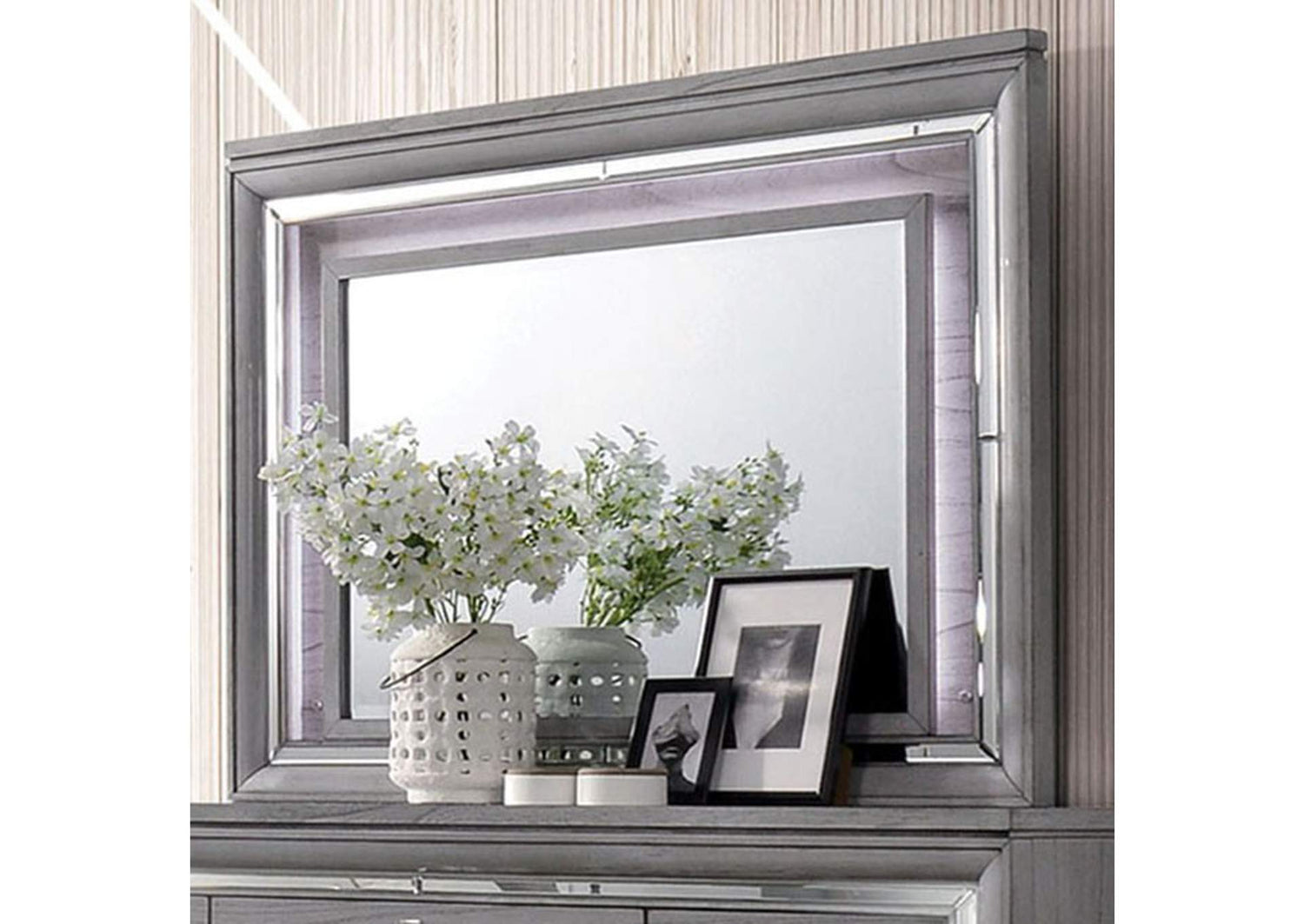 Alanis Mirror