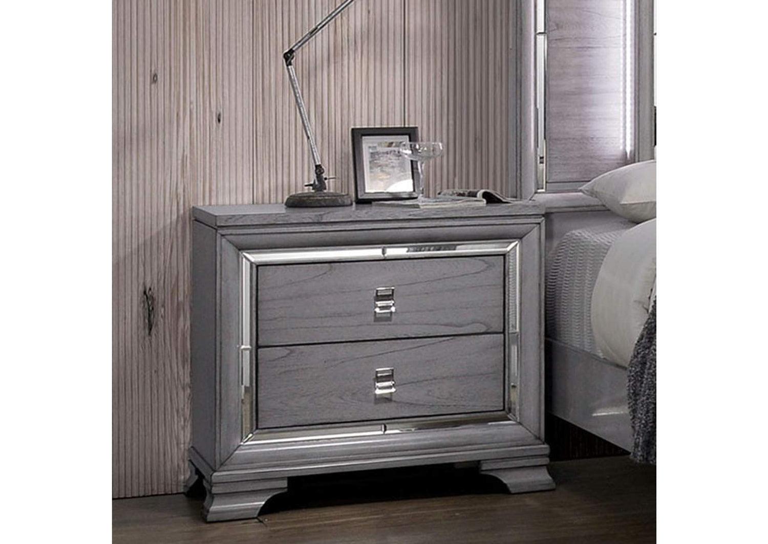 Alanis Night Stand