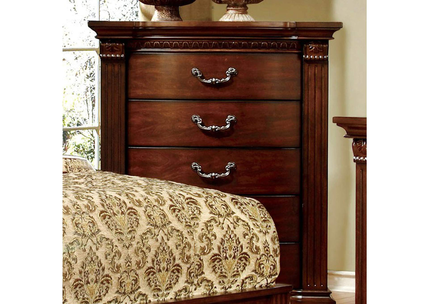 Grandom Chest