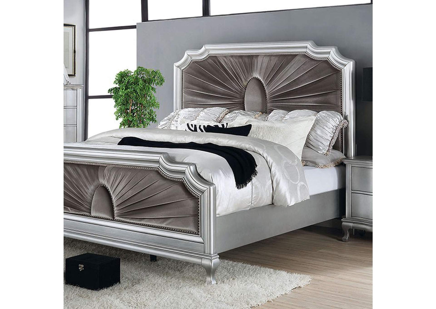 Aalok Bed