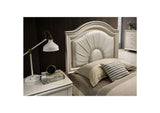 CM7901F-BED Allie Full Bed