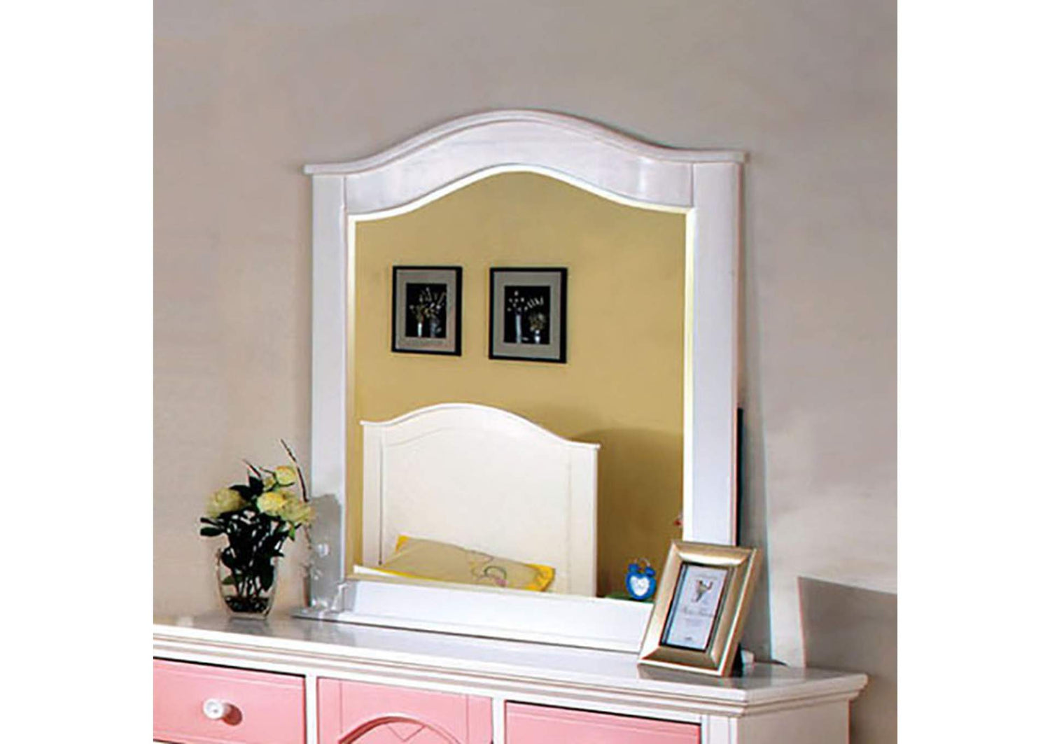 Aila Mirror