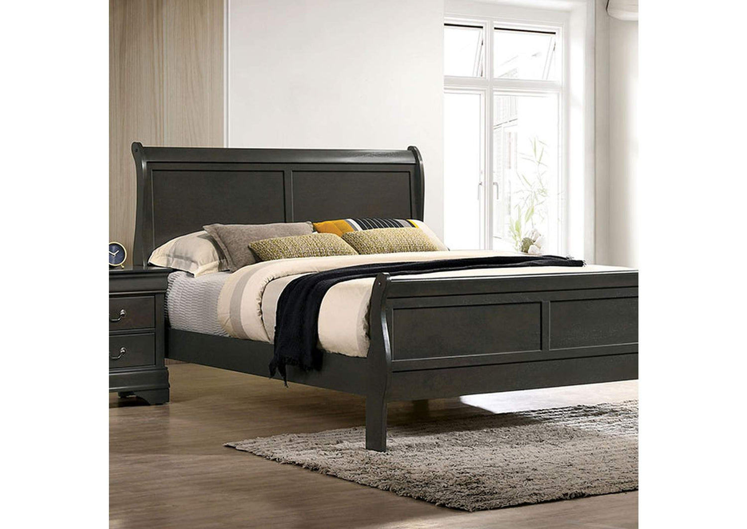 Louis Philippe E.King Bed