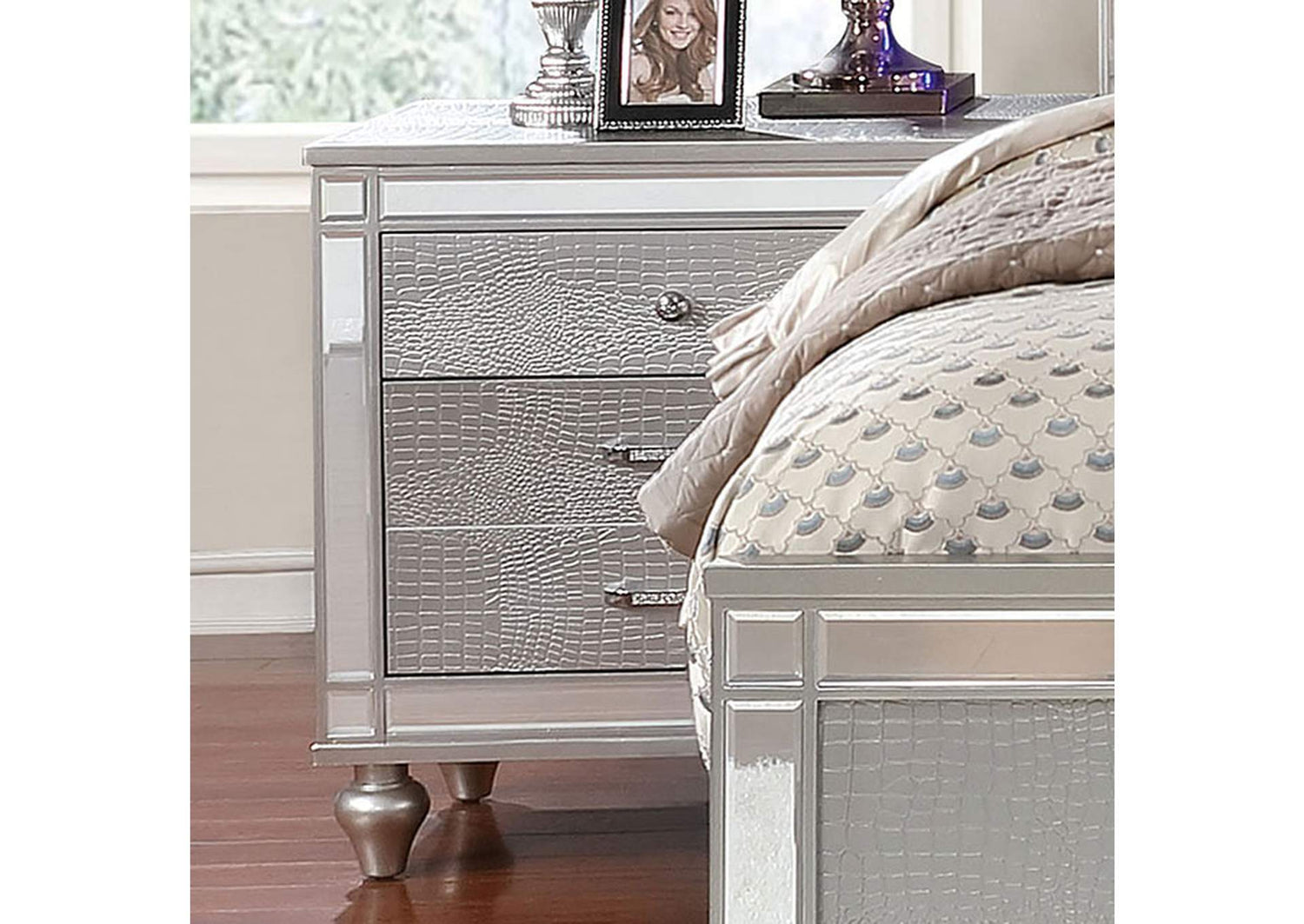Brachium Night Stand