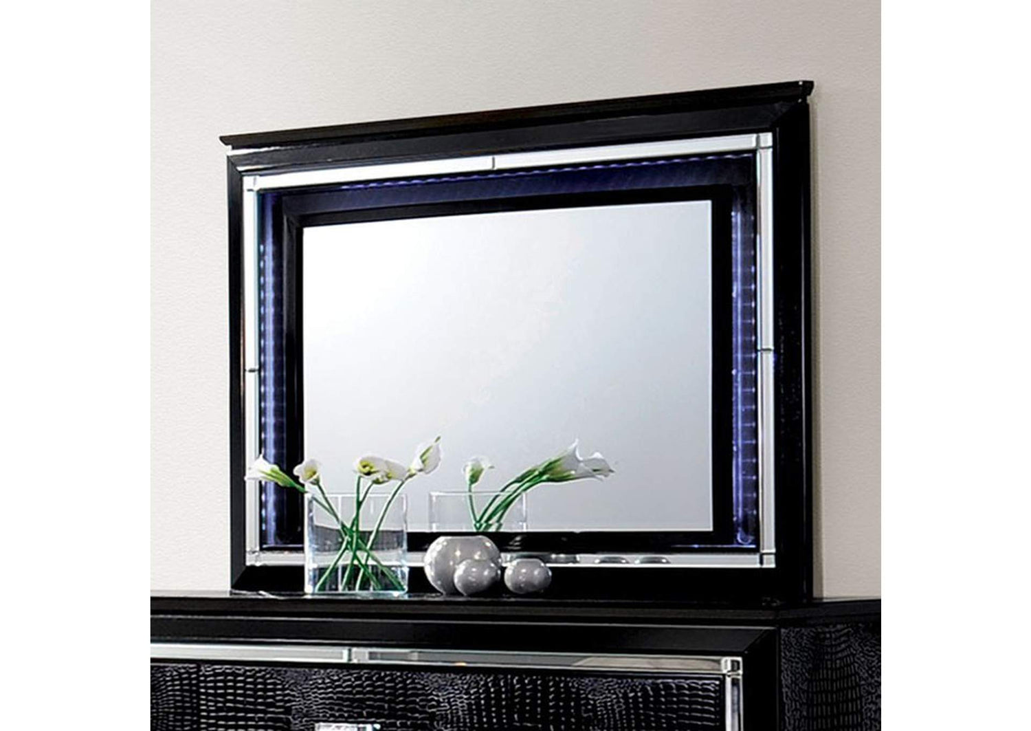 Bellanova Mirror