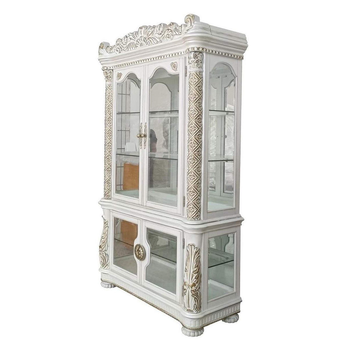 DN01223 Vendome Curio