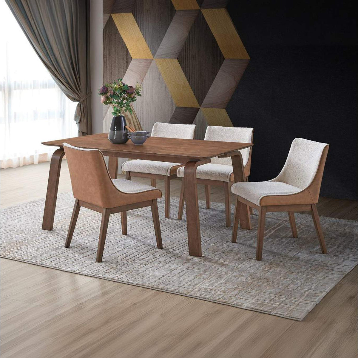 DN02307 Ginny Dining Table