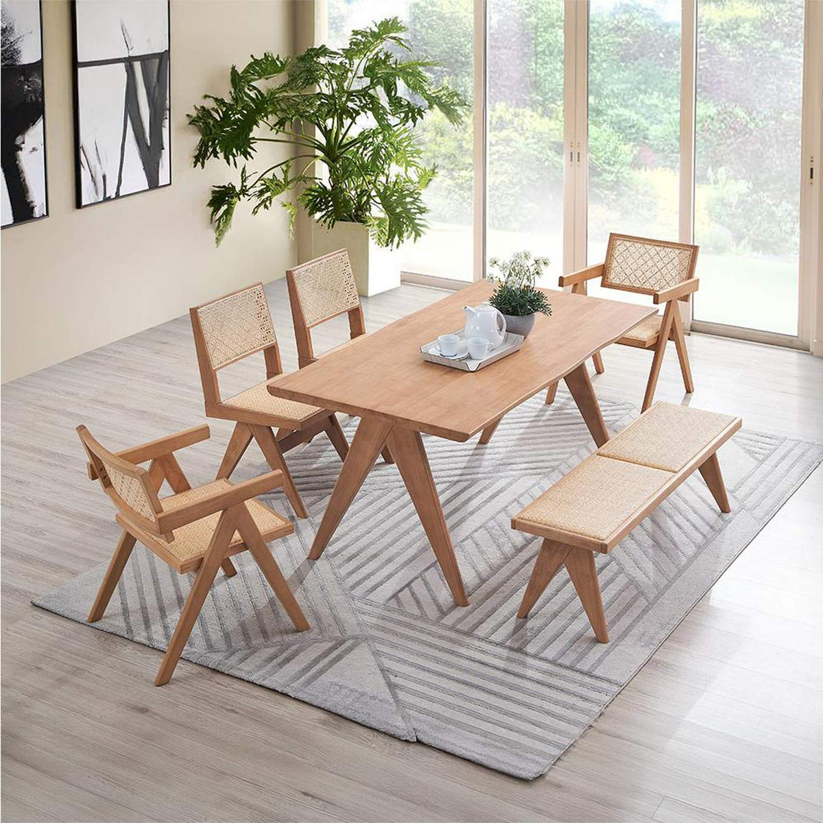 DN02371 Velentina Dining Table