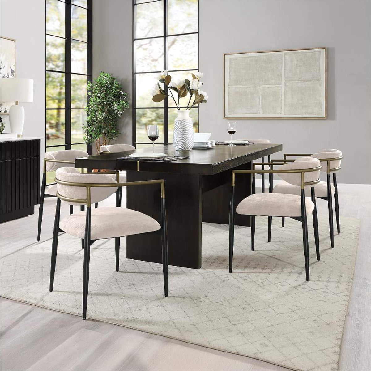 DN02695 Jaramillo Dining Table