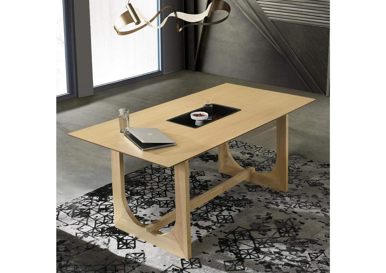 DN02865 Blayde Dining Table