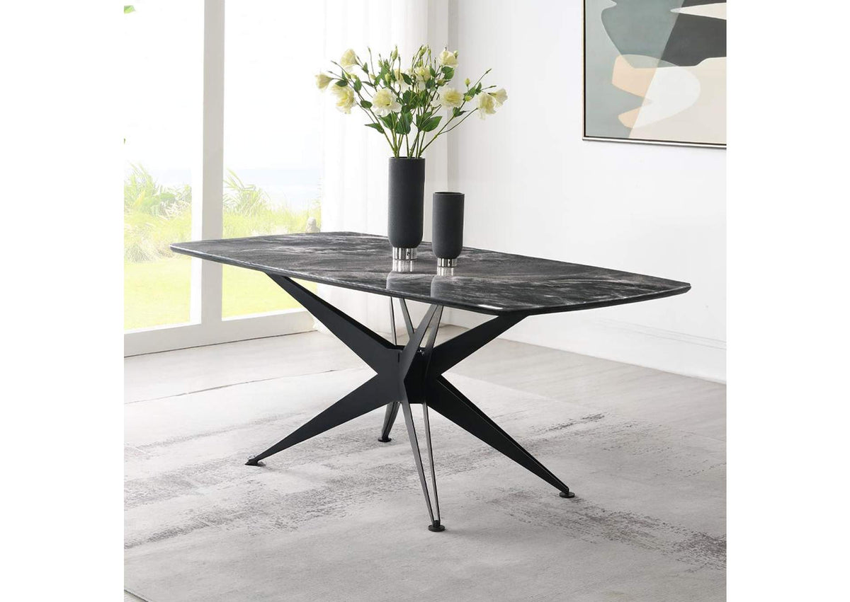 DN03045 Klaus Dining Table