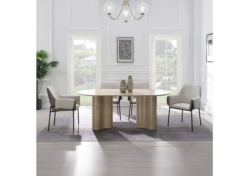 DN03675 Jirina Dining Table
