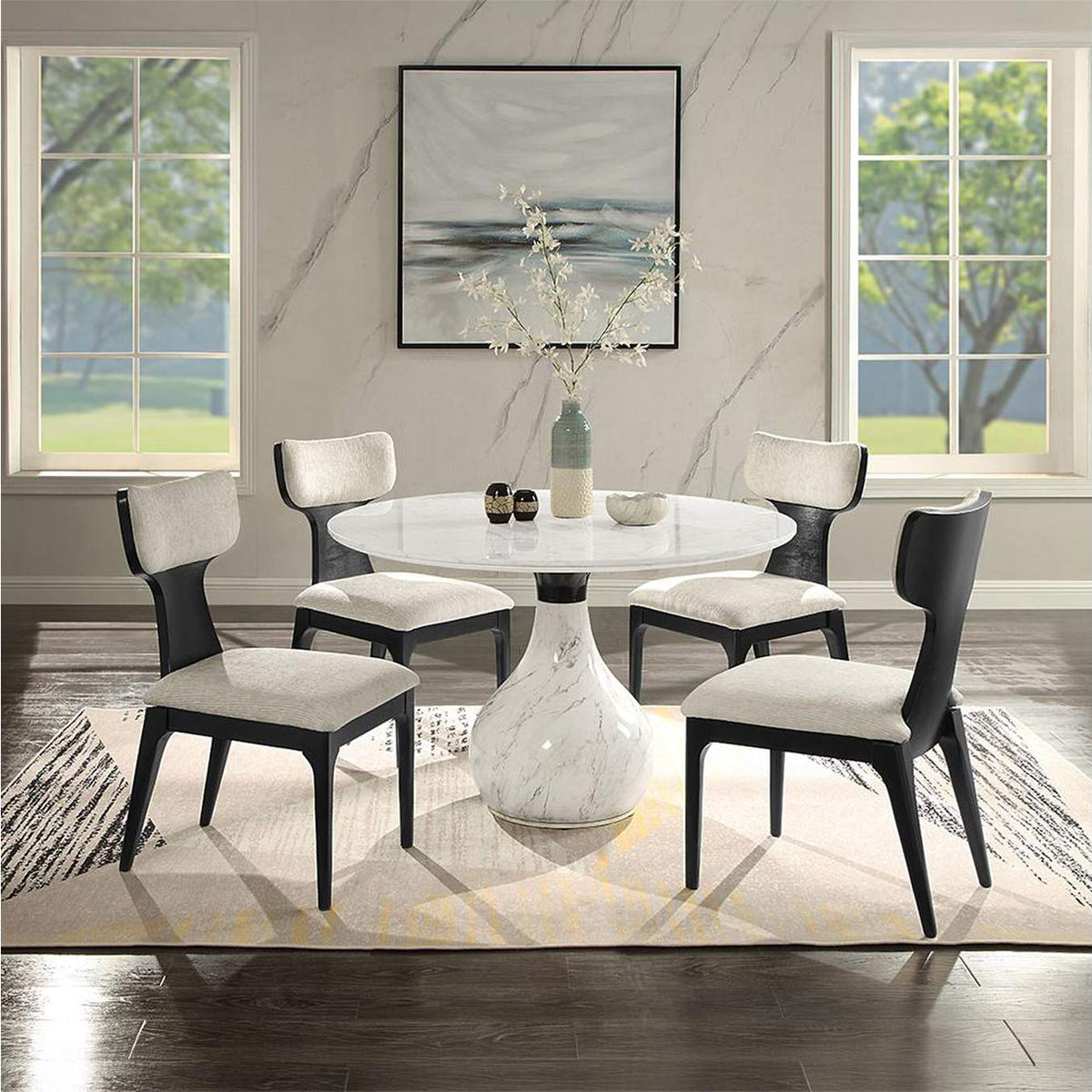 DN04055 Koen Round Dining Table