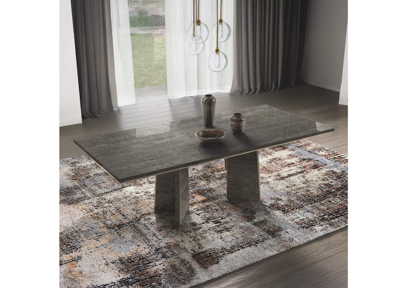 DN04715 Venezia Dining Table