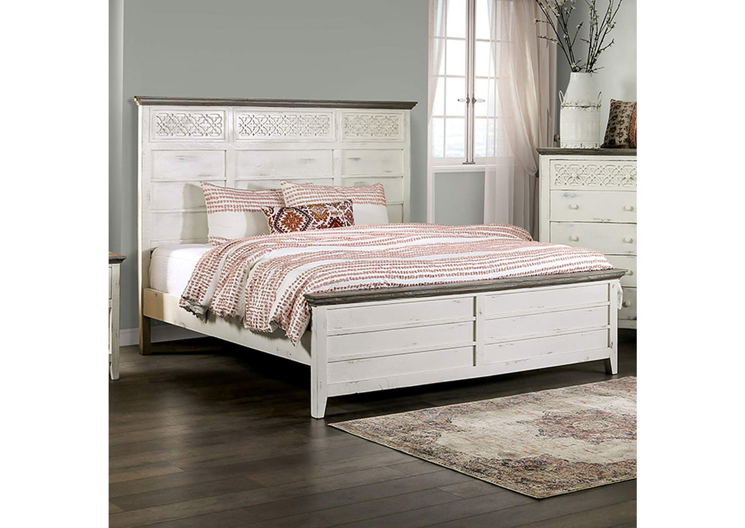 Myrtlemoore Queen Bed