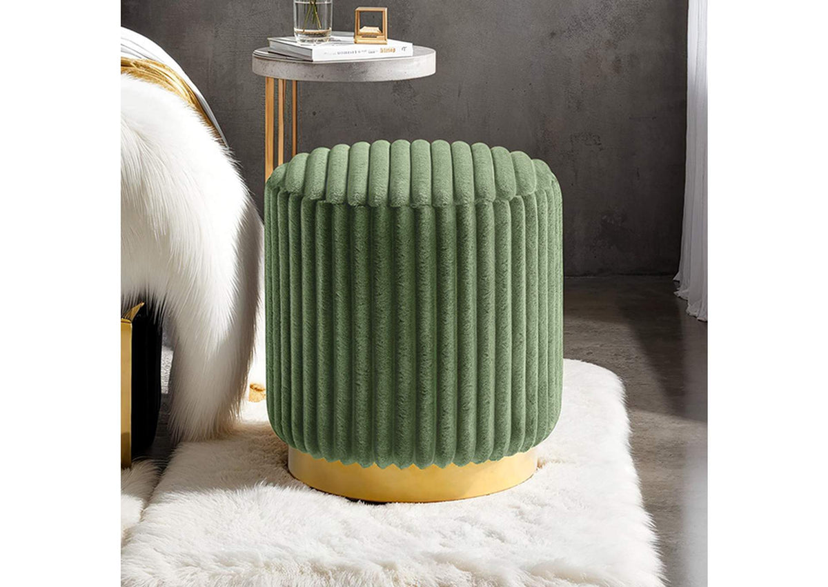 Yolanda Stool